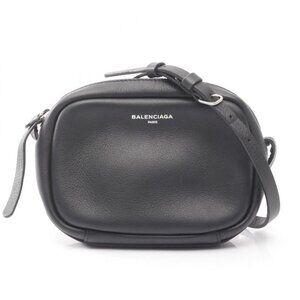 Balenciaga Shoulder Bag Everyday Camera Bag XS Everyday Camera Bag Black